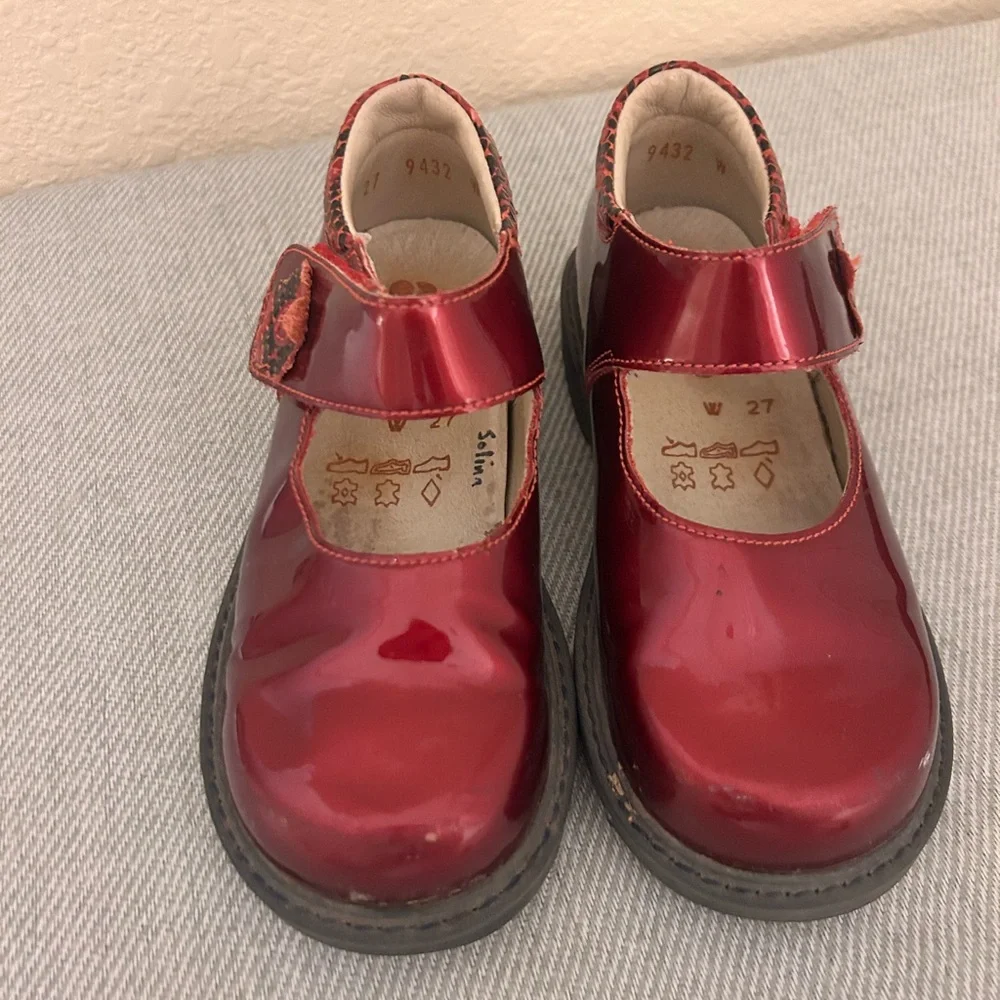 Elefanten Girls Red Patent Leather Mary Jane Shoes  Sz US 27 W (10 T)